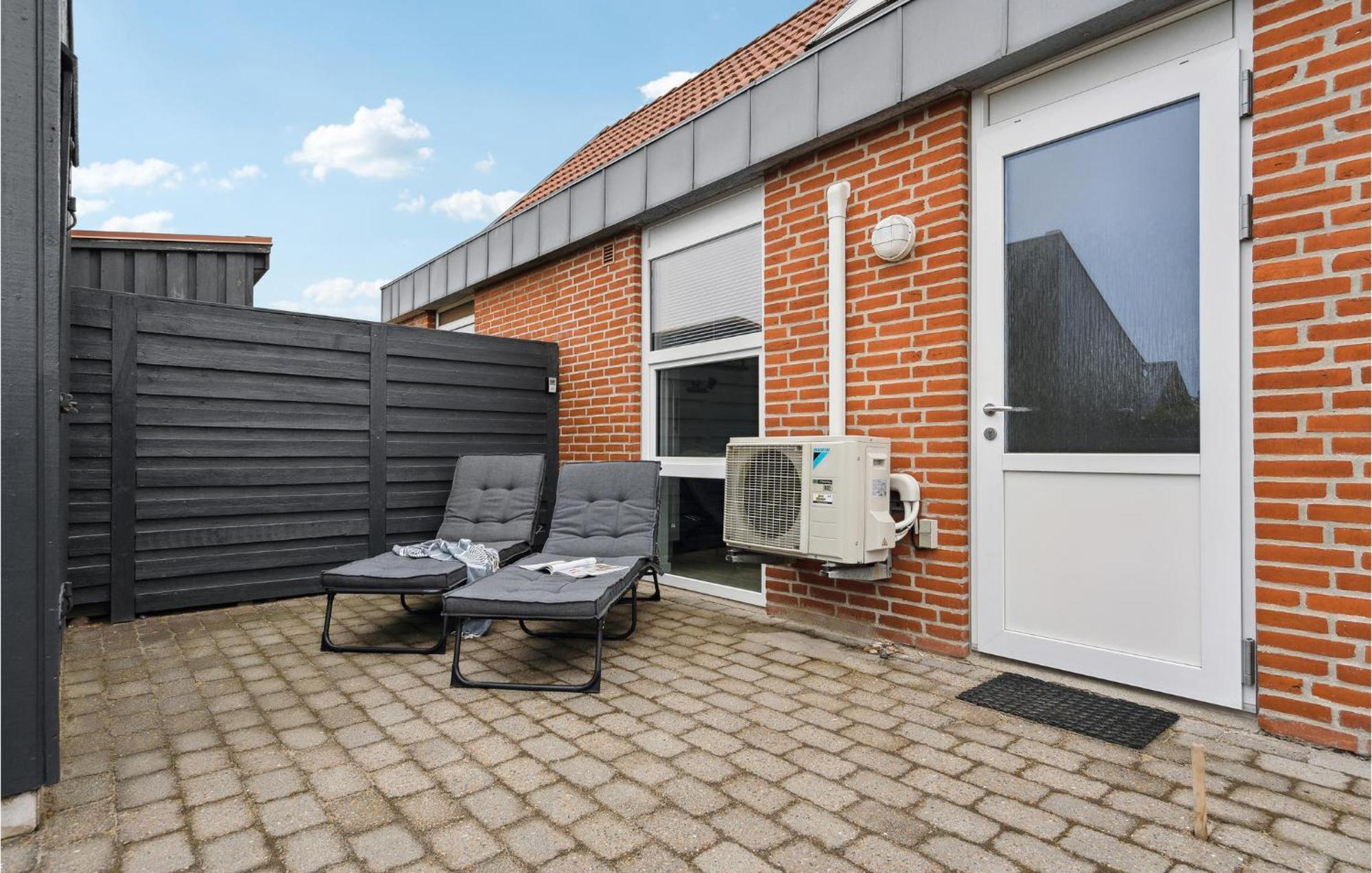 Amazing Home In Hvide Sande With Wifi Bjerregård 외부 사진