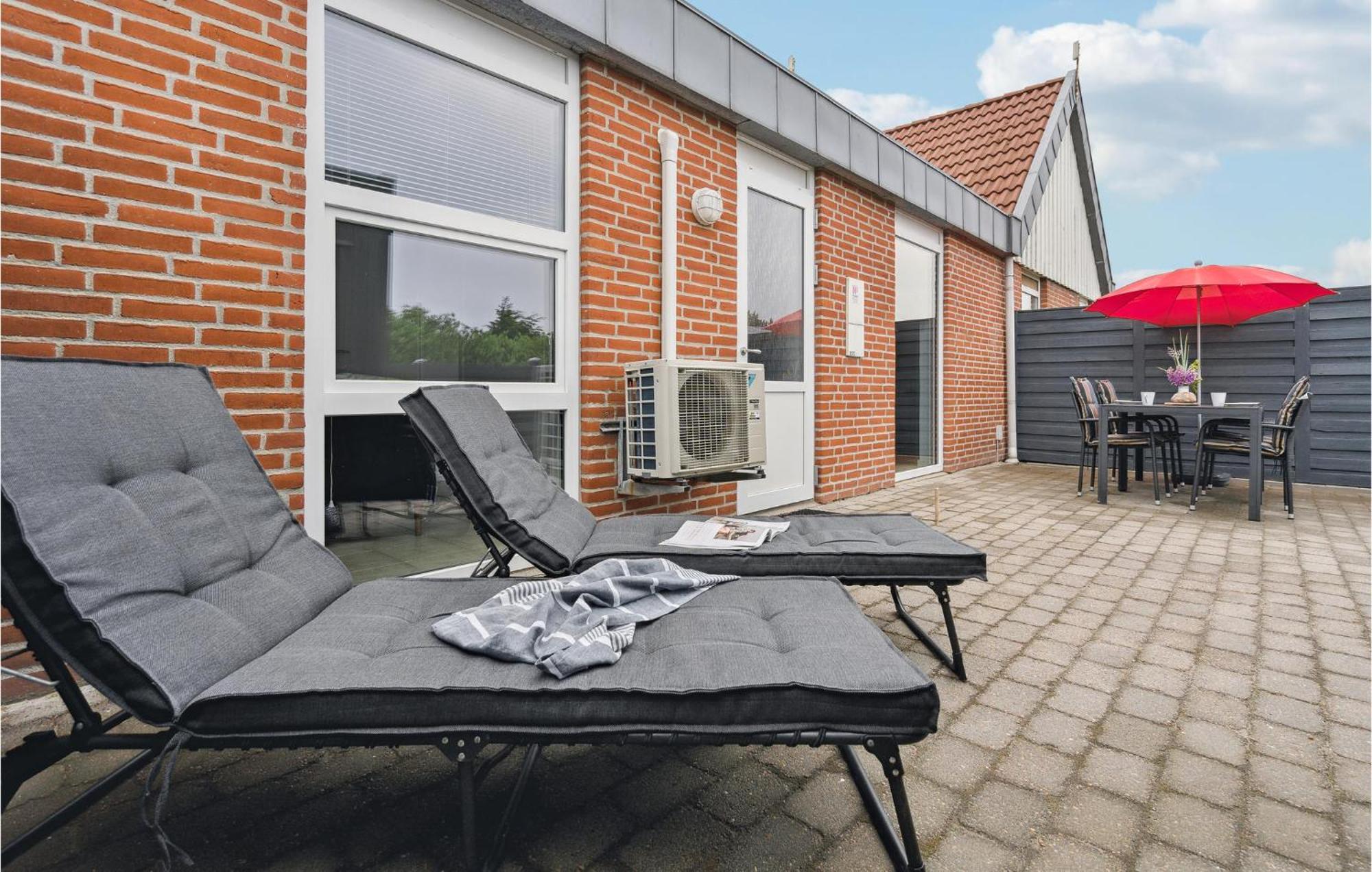 Amazing Home In Hvide Sande With Wifi Bjerregård 외부 사진